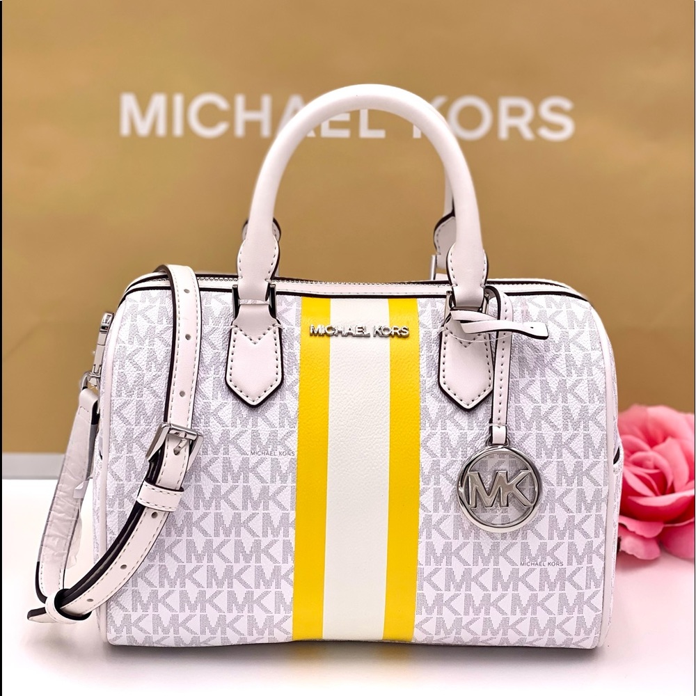 Michael Kors Bedford Crossbody Bag - Picture 2 of 11